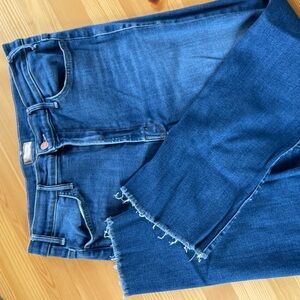 MOTHER Ankle Cropped Blue Jeans